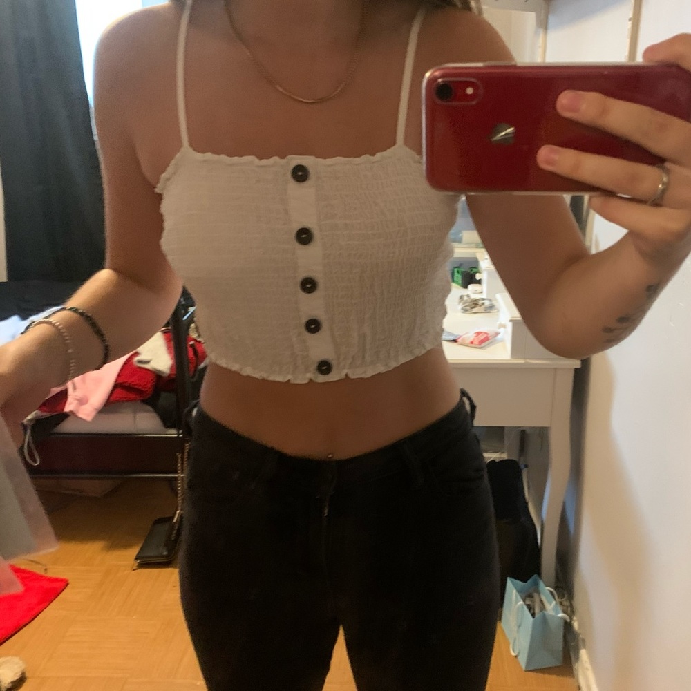White button crop top